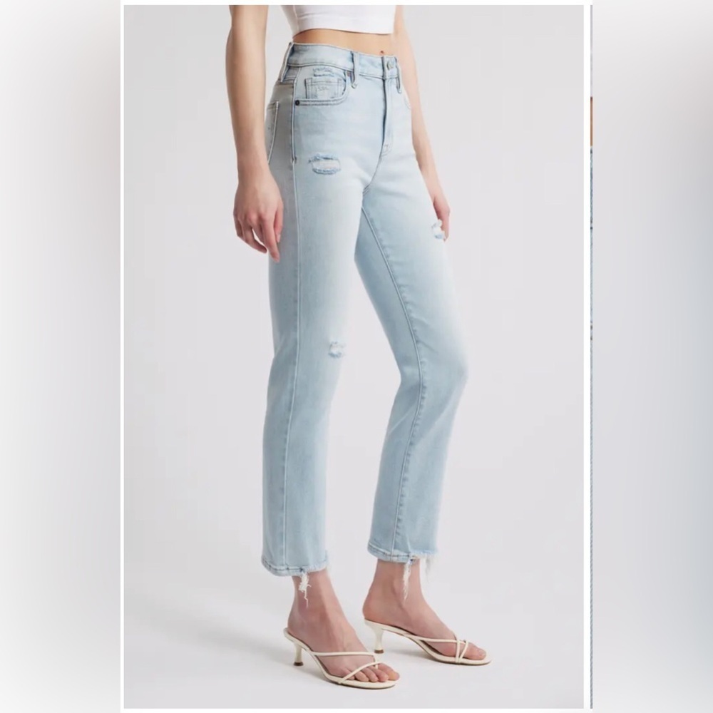NWT HIDDEN Jeans Women’s 29 Fray Hem Ankle Cigarette Skinny Jeans in Light Wash - Picture 3 of 10